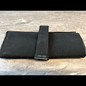 MAC makeup brush roll